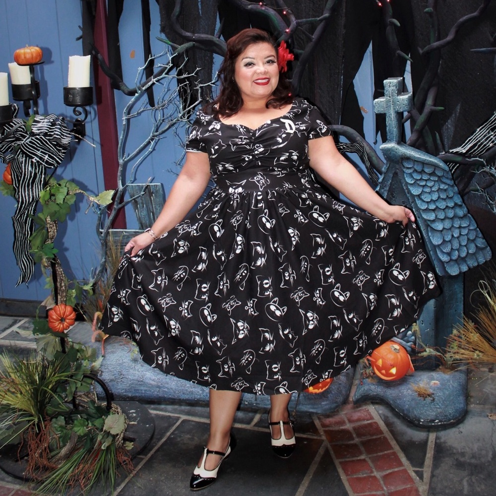 Unique Vintage || Dress ||